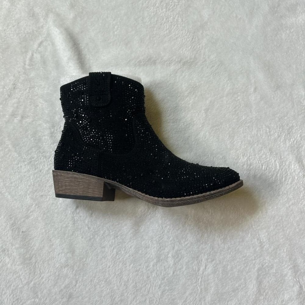 Very G Kady Low Boot Black Bedazzled Cowboy ankle boots Women's 8.5 NWT